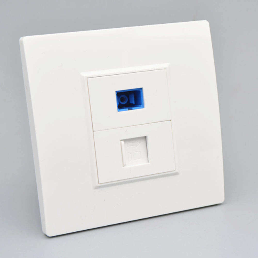 壁コンセントネットワーク光ファイバーパネルソケット RJ45 - Rj45 Jack のレビューと価格